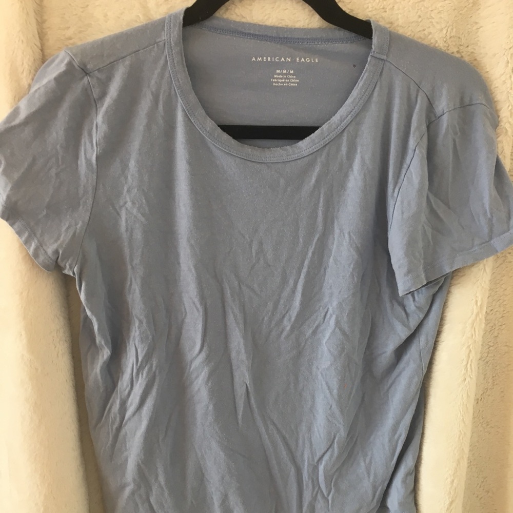 Periwinkle American Eagle t shirt